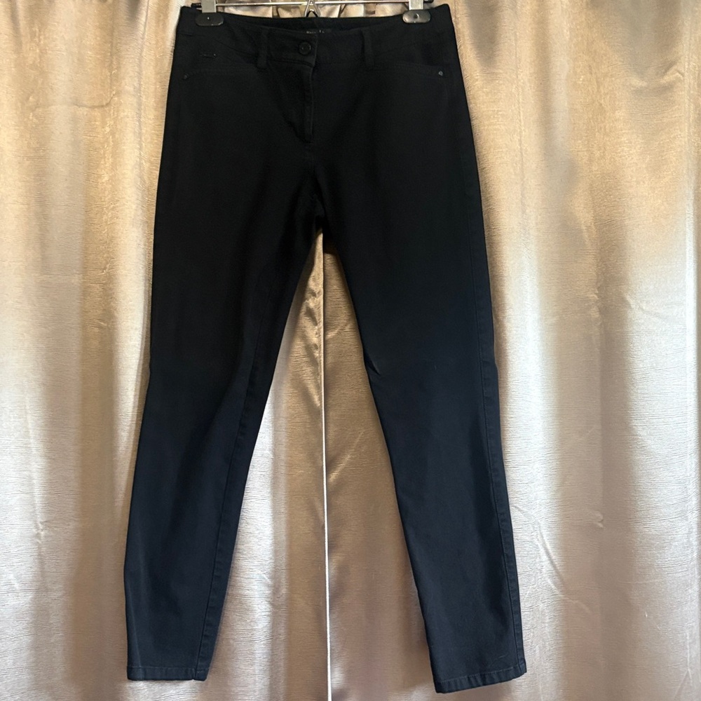 White House Black Market Skinny Leg Pants